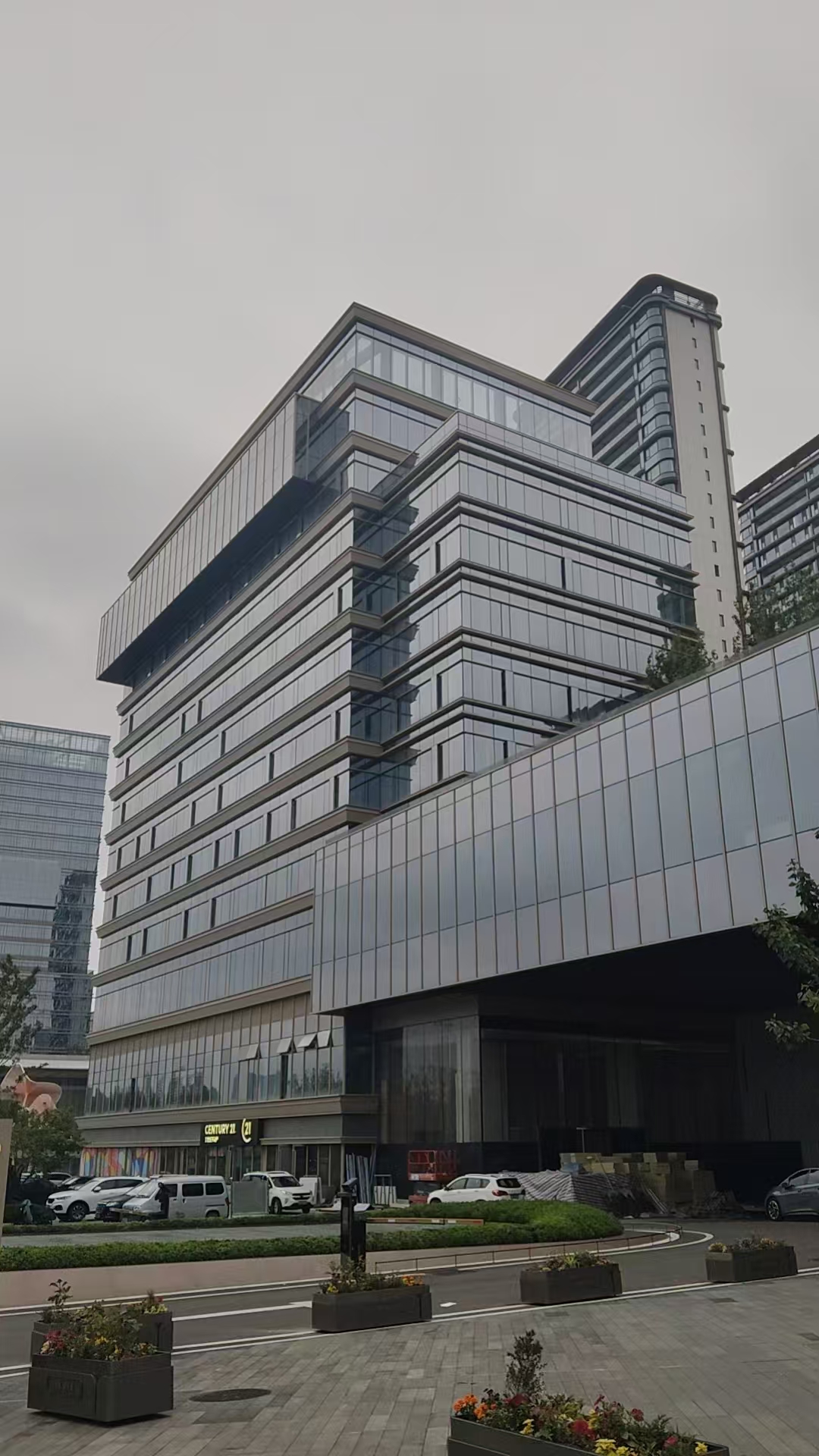 亚朵青岛石油大学店进场施工